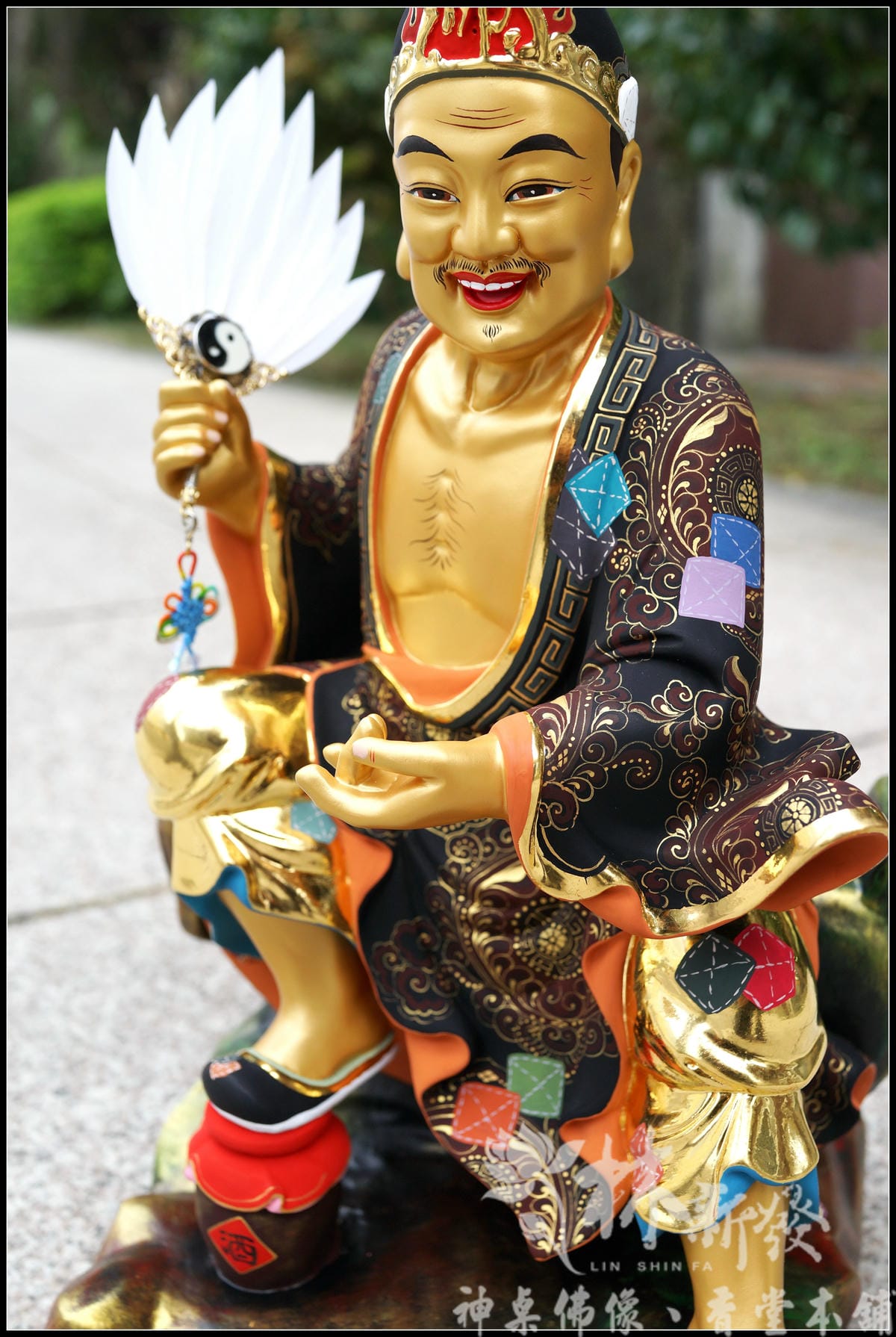 林新發神像翻新藝術創作（濟公活佛%2F化緣濟公）