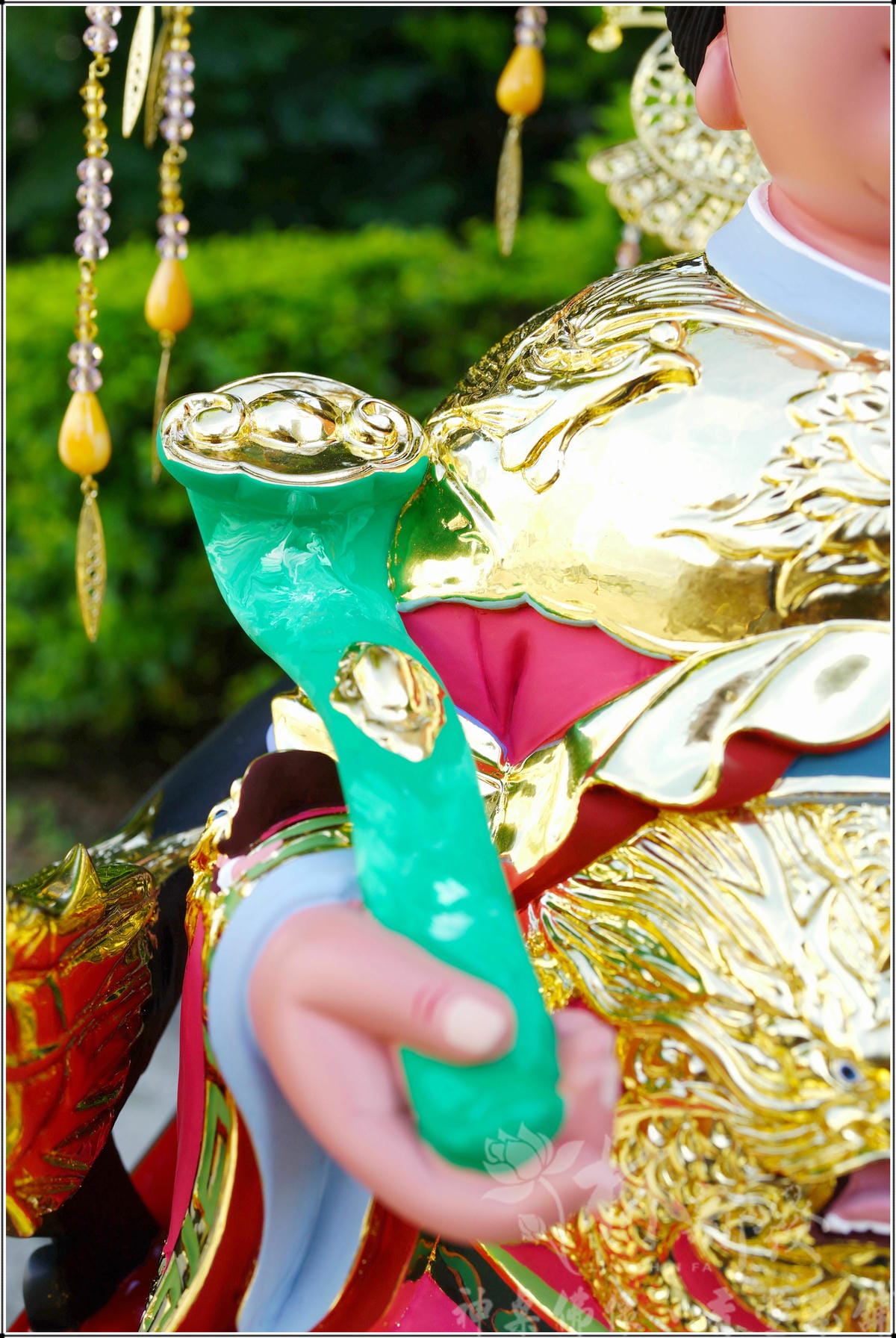 新發神藝-瑤池金母娘娘(粉龍袍粉鳳冠設計．尺六香樟與梢楠)