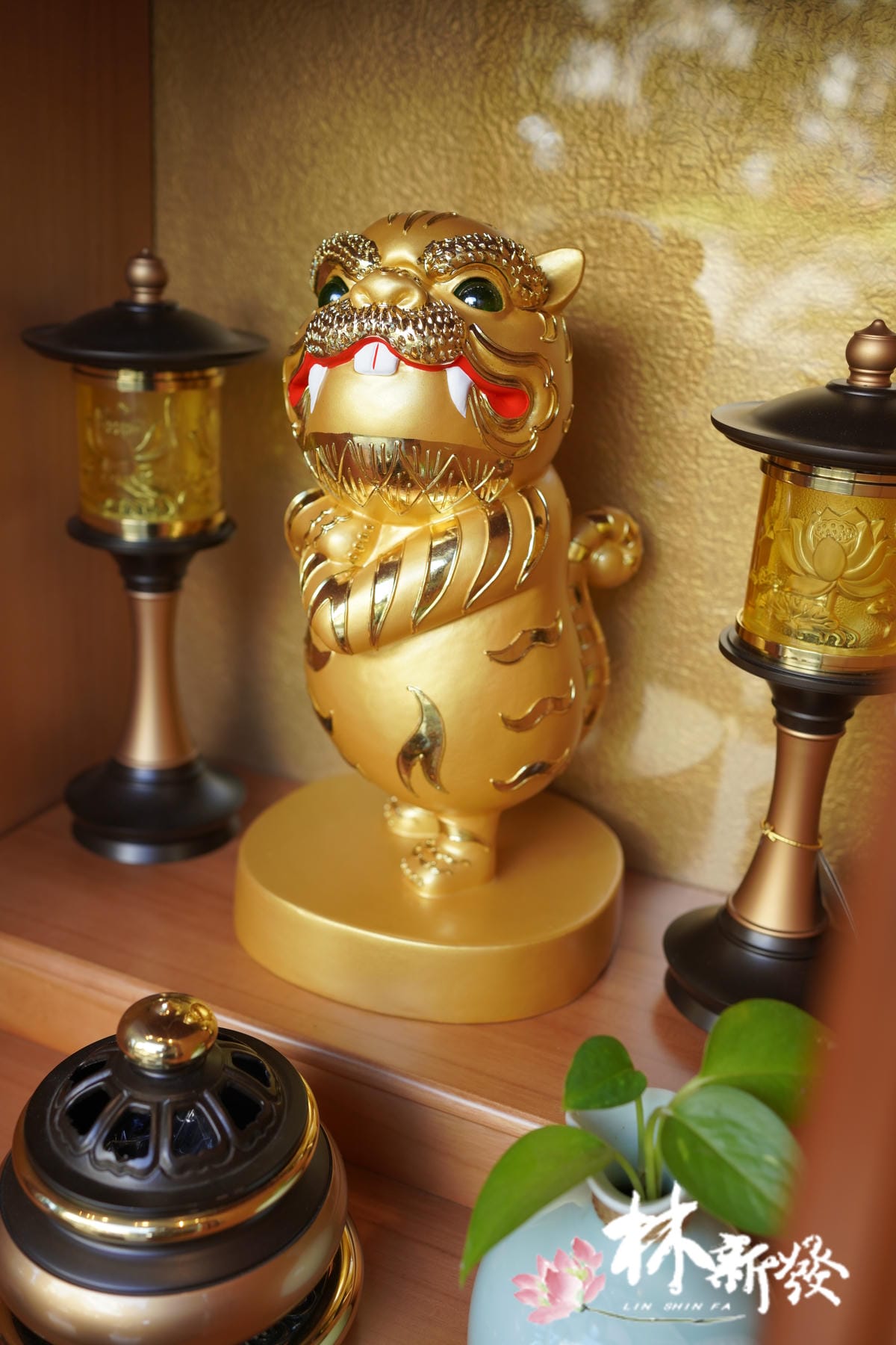 吊掛式金虎爺新作品-002.JPG