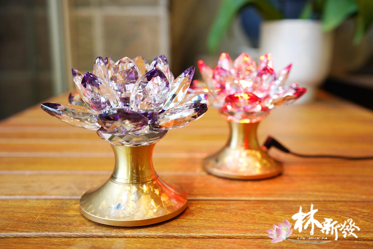 三吋半水晶蓮花7800-004.JPG