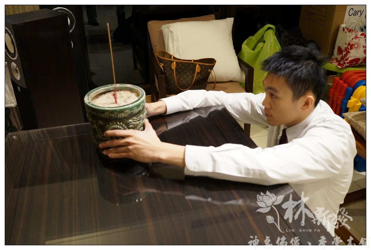 神明祖先移居搬家-入厝安香、安神位、進財大吉（阿倫師主持）