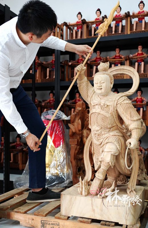 神像雕刻_原木神像